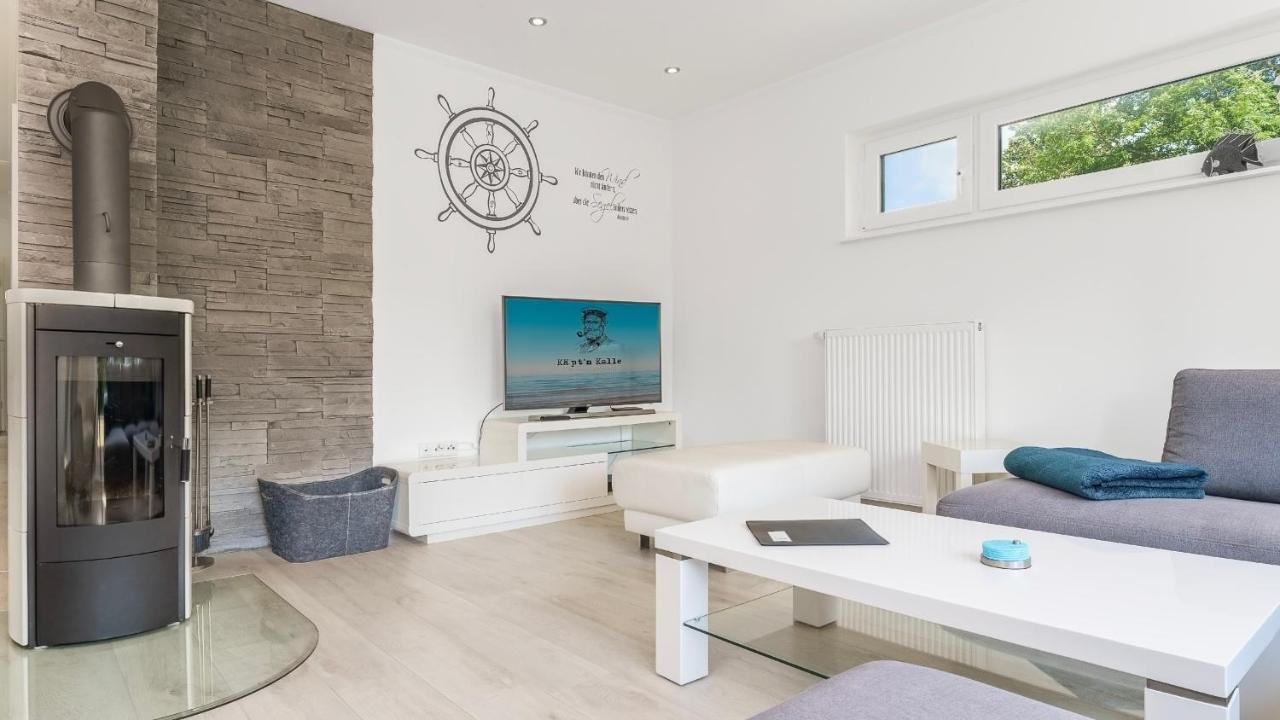 Kaept'N Kalle Ferienwohnungen Zingst Esterno foto