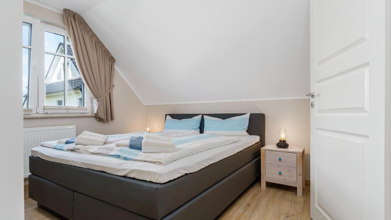Kaept'N Kalle Ferienwohnungen Zingst Esterno foto