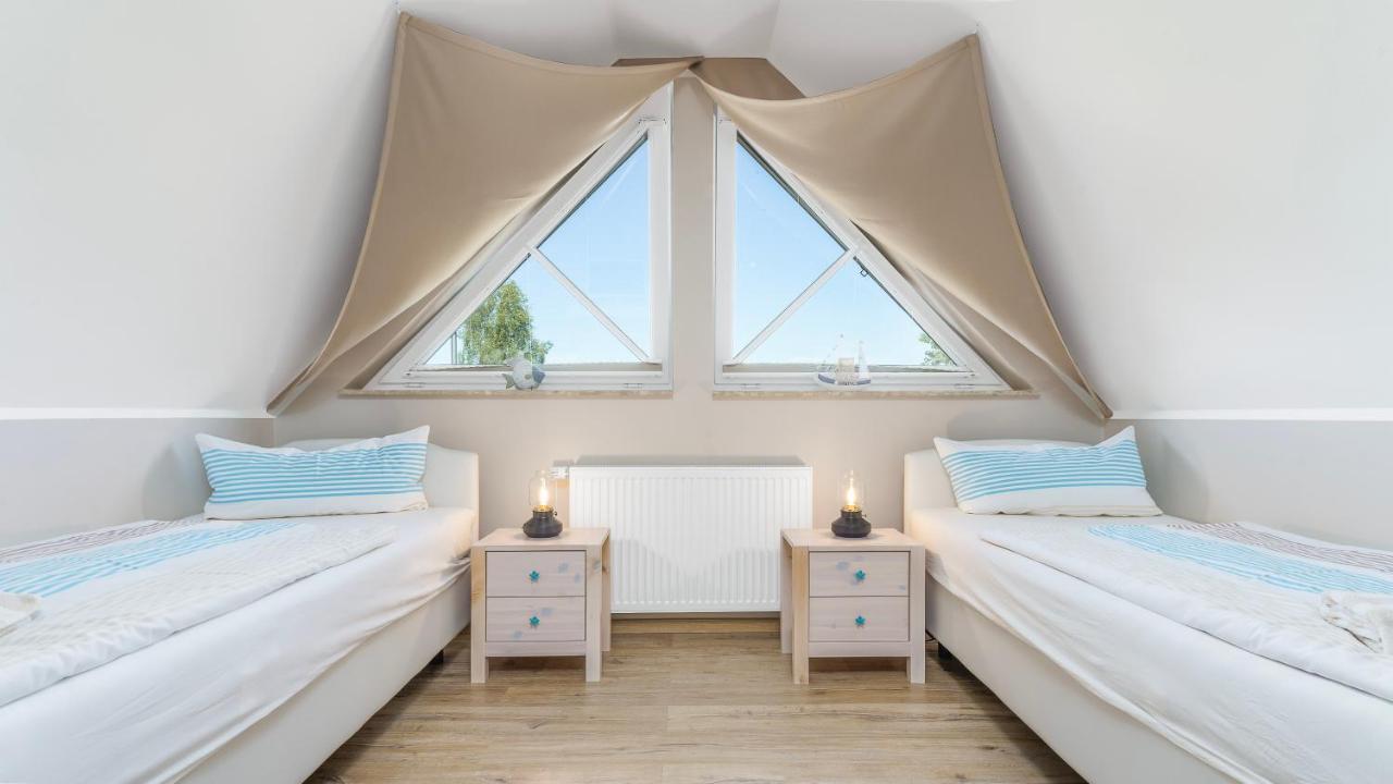 Kaept'N Kalle Ferienwohnungen Zingst Esterno foto