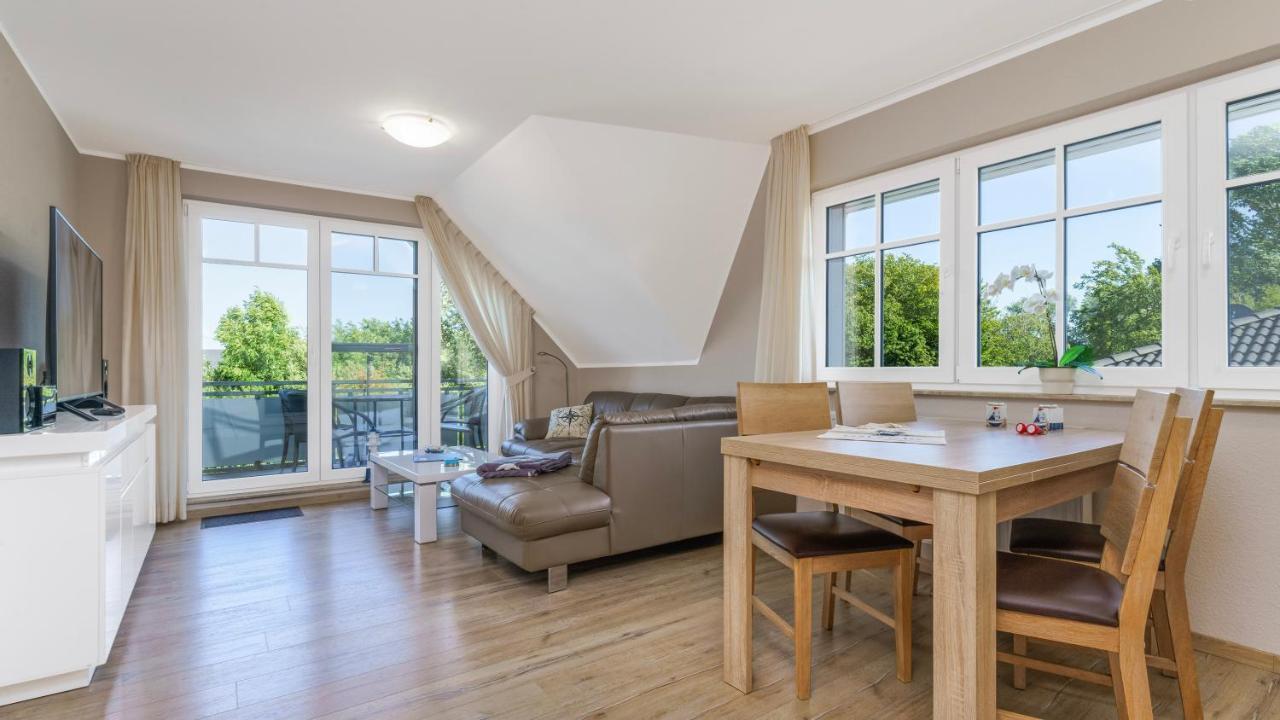 Kaept'N Kalle Ferienwohnungen Zingst Esterno foto