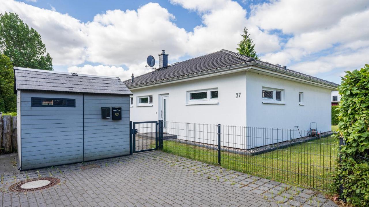 Kaept'N Kalle Ferienwohnungen Zingst Esterno foto