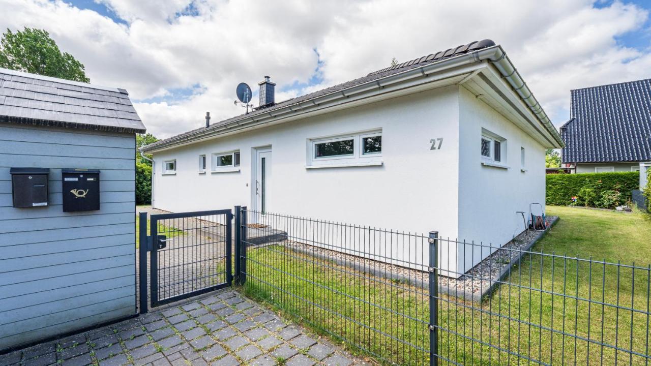 Kaept'N Kalle Ferienwohnungen Zingst Esterno foto