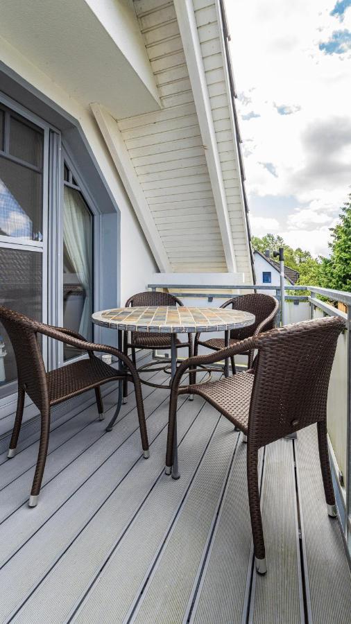 Kaept'N Kalle Ferienwohnungen Zingst Esterno foto