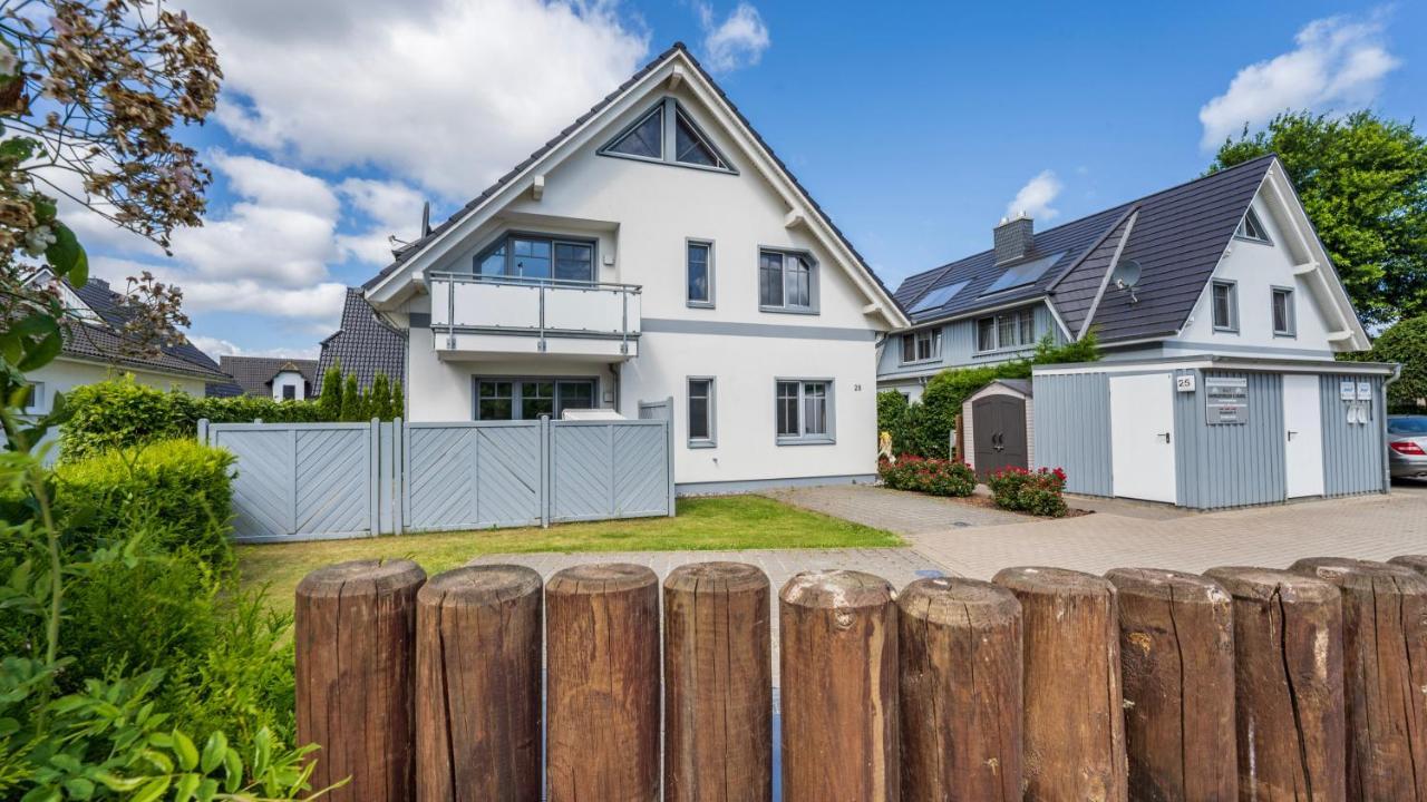 Kaept'N Kalle Ferienwohnungen Zingst Esterno foto